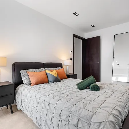 Heart Of Central London Panoramic View 2 Bedroom Designer Luxury Apartment - Pool And Gym Access Exterior photo
